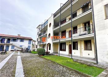 VIGNATE - BILOCALE IN ZONA CENTRALE