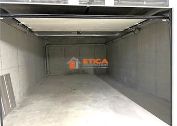 Ampio box singolo in condominio di recente costruzione