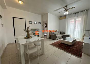 PIOLTELLO VIA CILEA - TRILOCALE ALL'ULTIMO PIANO 