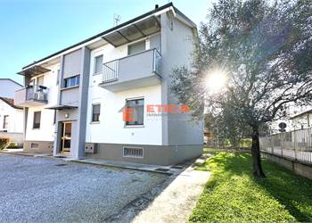 SPLENDIDO BILOCALE RISTRUTTURATO IN MINI PALAZZINA