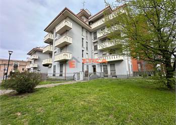 MELZO - NUOVA ESCLUSIVA ETICA IMMOBILIARE 